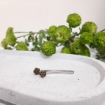 گیره فلزی کنار روسری